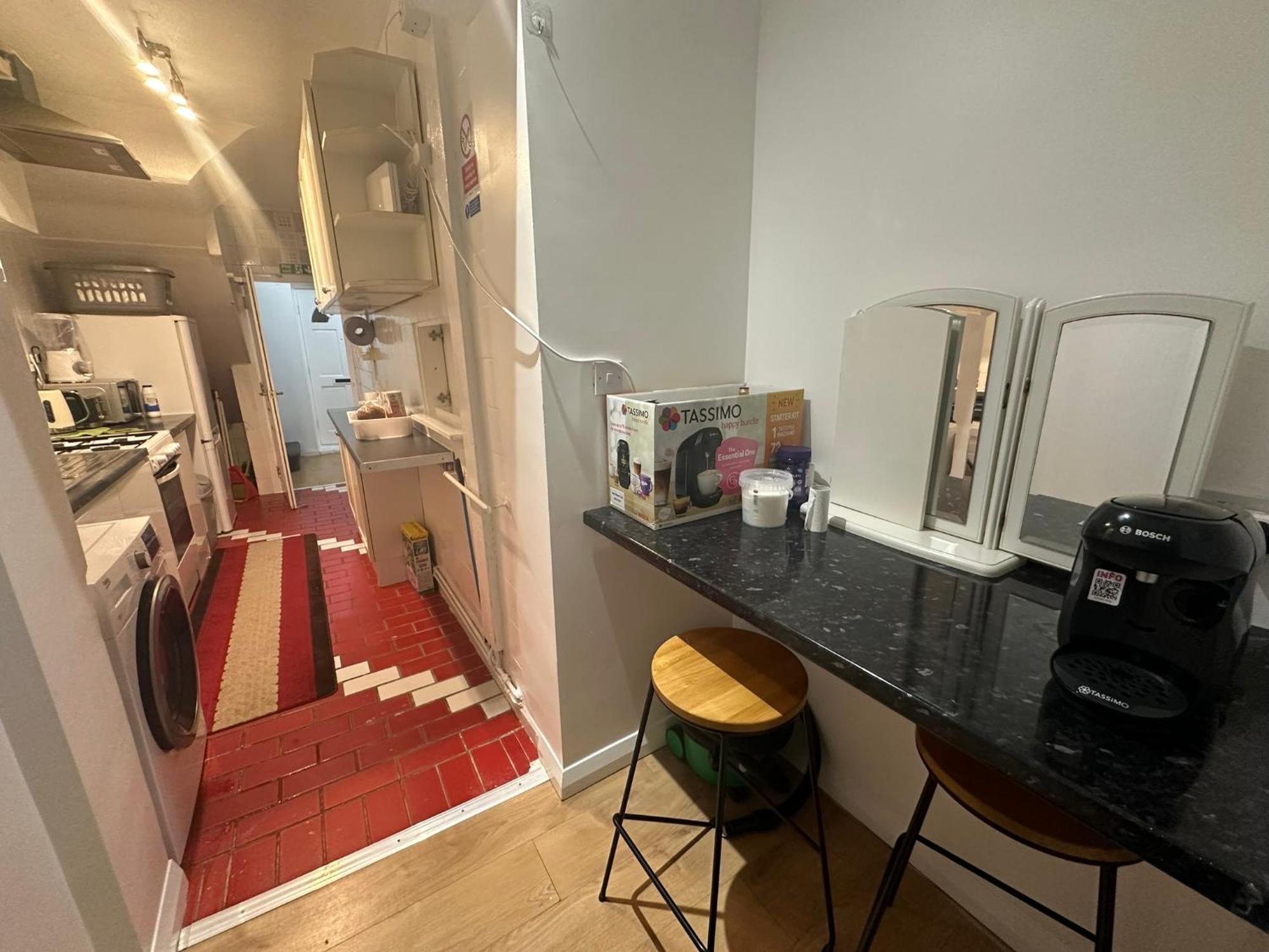 Luxury Ensuite 2Nd Studio Flat With Great Views In Keedonwood Road With Fully Own Bathroom Newly Added And Private Kitchenette Μπρόμλεϊ Εξωτερικό φωτογραφία